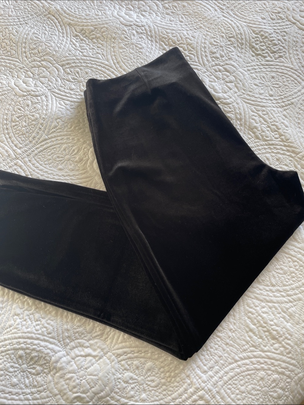 Women’s Chicos Black Velvety Pants